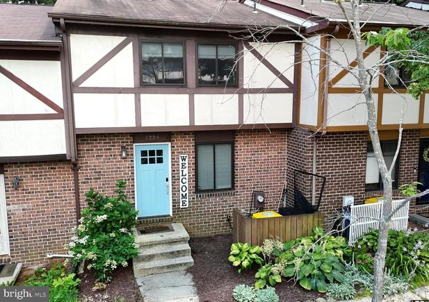 1224 Heartwood Court ARNOLD, MD Townhouse Active - Photo 1 of 72. Opens carousel modal