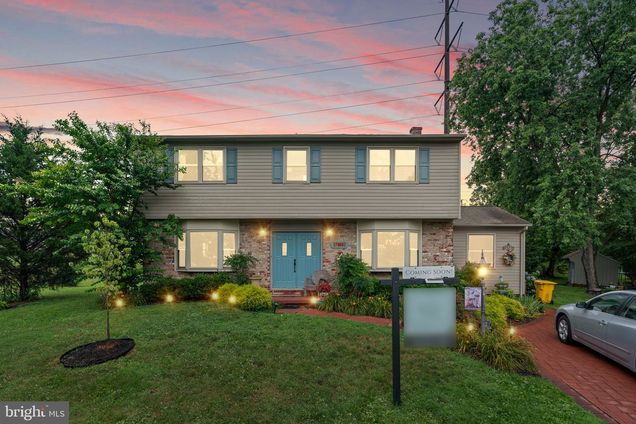 7984 Mackintosh Dale