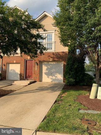 2513 Briar Ridge Lane Unit 2513 ODENTON, MD Condo Active - Photo 1 of 18. Opens carousel modal