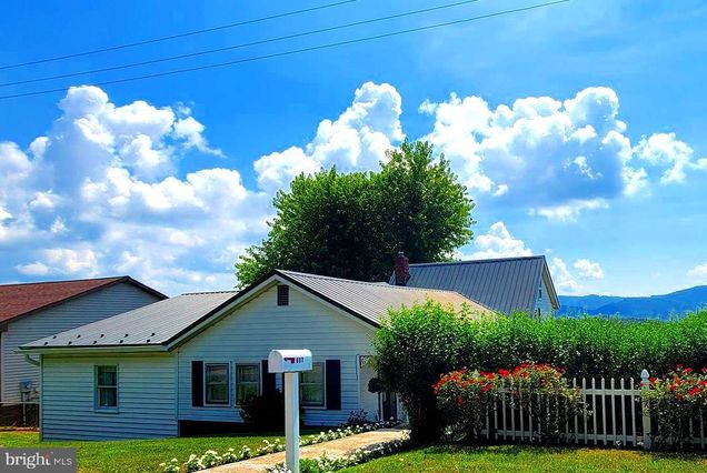 607 Leiper Street CUMBERLAND, MD House Active - Photo 1 of 45. Opens carousel modal