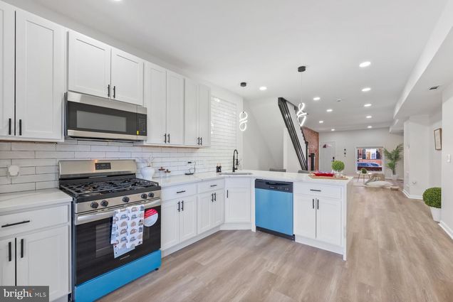 824 N Linwood Avenue BALTIMORE, MD Townhouse Sold - Photo 1 of 24. Opens carousel modal