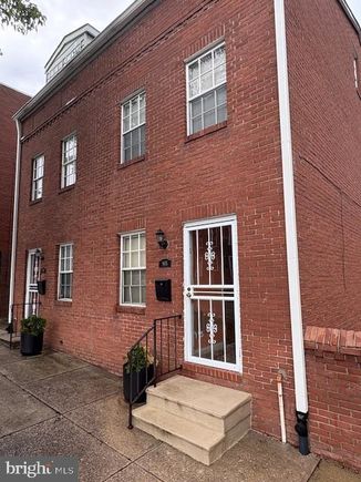 905 N Central Avenue BALTIMORE, MD Townhouse Sold - Photo 1 of 21. Opens carousel modal