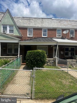 3922 Woodridge Road