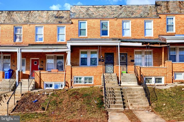 1314 N Kenwood Avenue