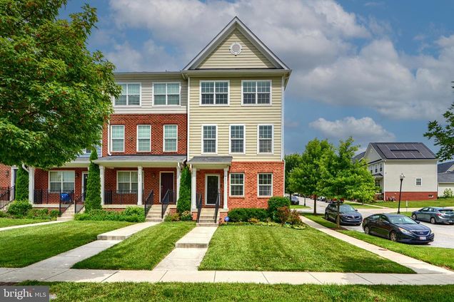 4411 Maple Wood Drive BALTIMORE, MD Townhouse Active - Photo 1 of 30. Opens carousel modal