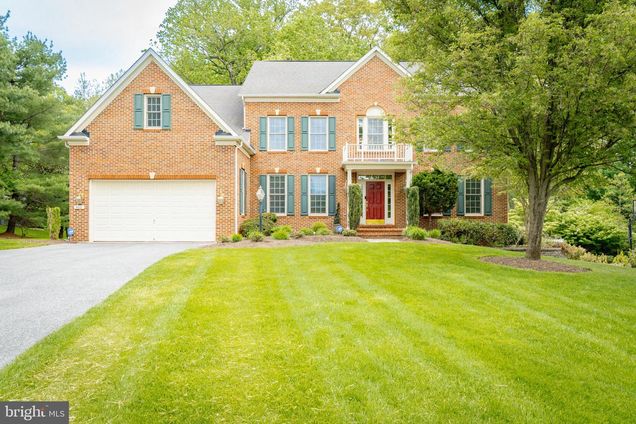 500 Whithorn Court