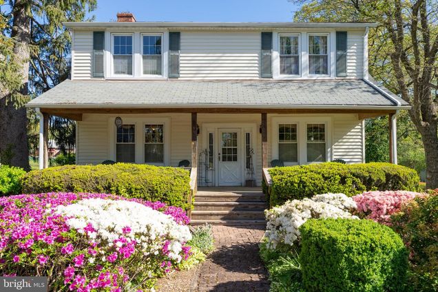1822 Clearwood Road BALTIMORE, MD House Sold - Photo 1 of 37. Opens carousel modal