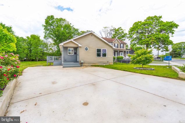 26 Stemmers Run Road BALTIMORE, MD House Contingent - Photo 1 of 20. Opens carousel modal