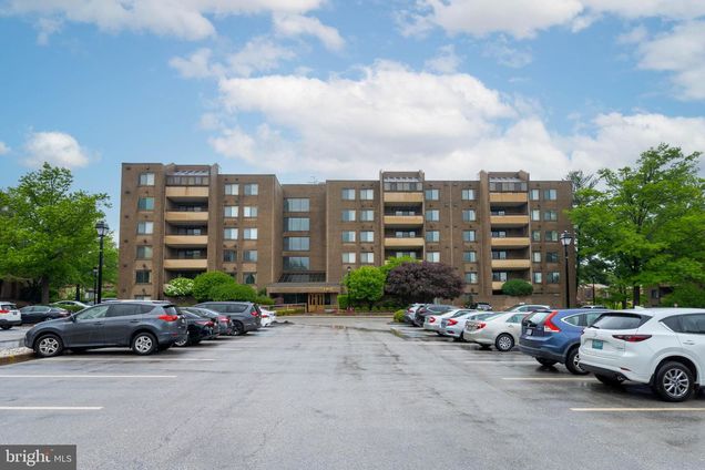 2 High Stepper Court Unit 501 BALTIMORE, MD Condo Sold - Photo 1 of 31. Opens carousel modal