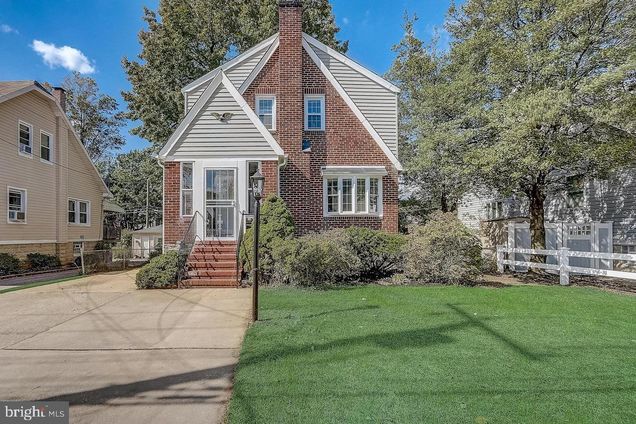 7816 Old Harford Road BALTIMORE, MD House Active - Photo 1 of 16. Opens carousel modal