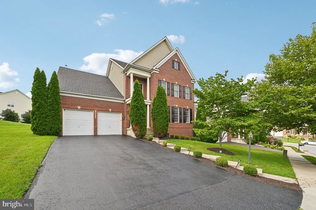 10848 Nemrod Road PERRY HALL, MD House Active - Photo 1 of 28. Opens carousel modal