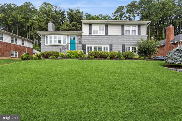 908 Southwick Drive