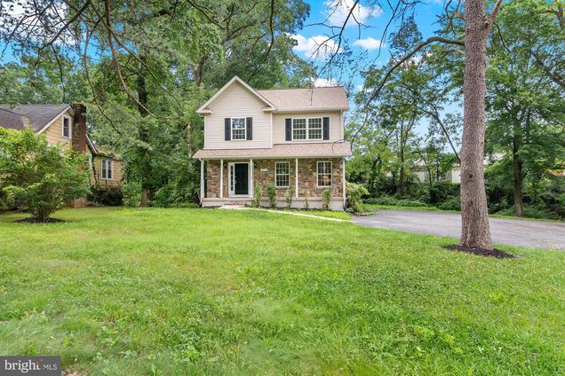 2615 Proctor Lane PARKVILLE, MD House Active - Photo 1 of 54. Opens carousel modal