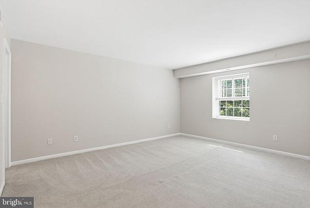 5 Lough Mask Ct #302, LUTHERVILLE TIMONIUM, MD 21093 | Estately 🧡 | MLS ...