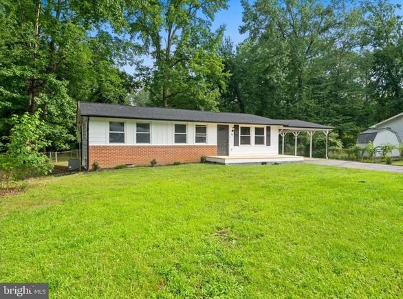 6 Lee Court INDIAN HEAD, MD House Active - Photo 1 of 24. Opens carousel modal