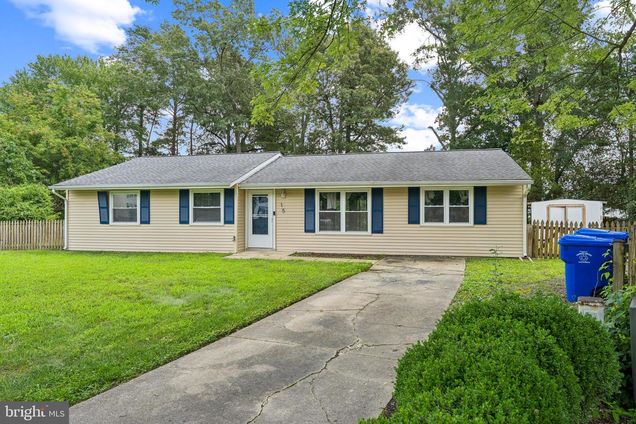 15 Cardigan Court WALDORF, MD House Active - Photo 1 of 15. Opens carousel modal