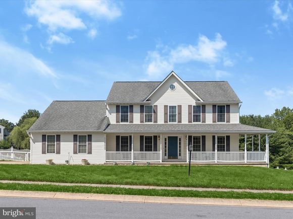 405 Charter Court