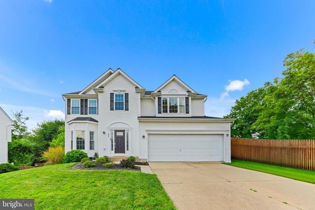 521 Chattermark Court