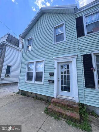 81 Pennsylvania Avenue WESTMINSTER, MD House Active - Photo 1 of 16. Opens carousel modal