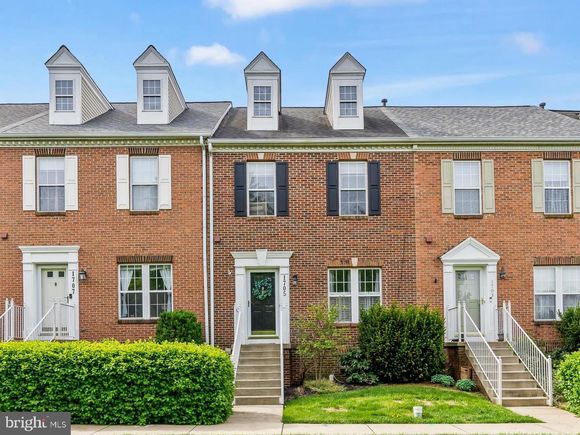 1705 Derrs Square E FREDERICK, MD Townhouse Sold - Photo 1 of 40. Opens carousel modal