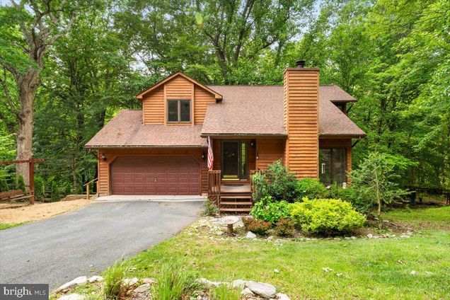 6816 Balmoral Court