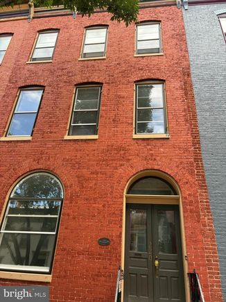 220 S Market Street