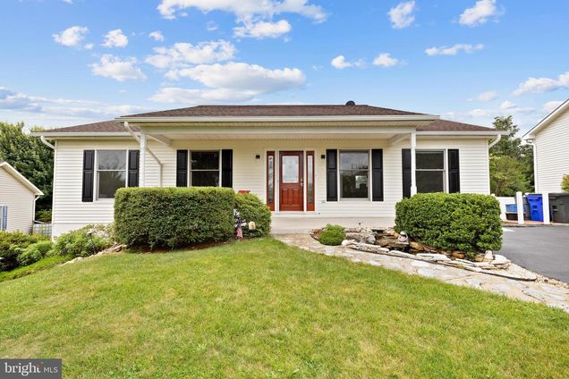 18 Terben Court THURMONT, MD House Active - Photo 1 of 39. Opens carousel modal