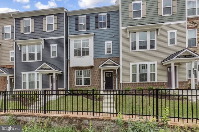 4510 Bathgate Court ELLICOTT CITY, MD Townhouse Active - Photo 1 of 30. Opens carousel modal