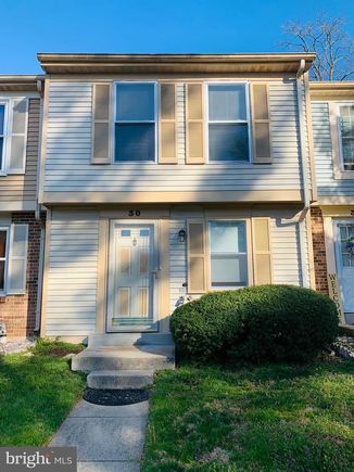 30 Valleyside Court GERMANTOWN, MD Townhouse Active - Photo 1 of 16. Opens carousel modal