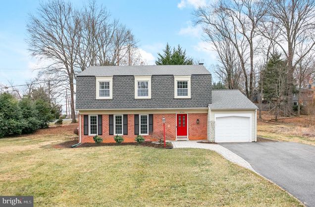 9700 Delamere Court ROCKVILLE, MD House Active - Photo 1 of 38. Opens carousel modal