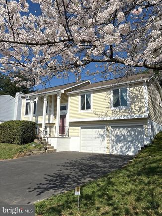 12332 Stoney Bottom Road GERMANTOWN, MD House Active - Photo 1 of 27. Opens carousel modal