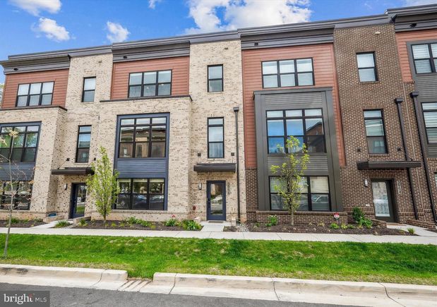 3956 Cranes Bill Court ROCKVILLE, MD Townhouse Sold - Photo 1 of 52. Opens carousel modal