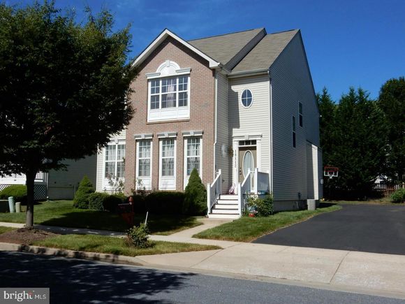 18112 Coachmans Road GERMANTOWN, MD House Sold - Photo 1 of 64. Opens carousel modal
