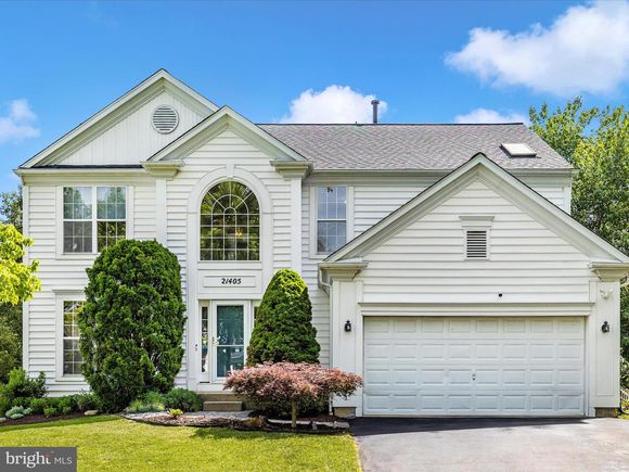 21405 Emerald Drive GERMANTOWN, MD House Sold - Photo 1 of 51. Opens carousel modal