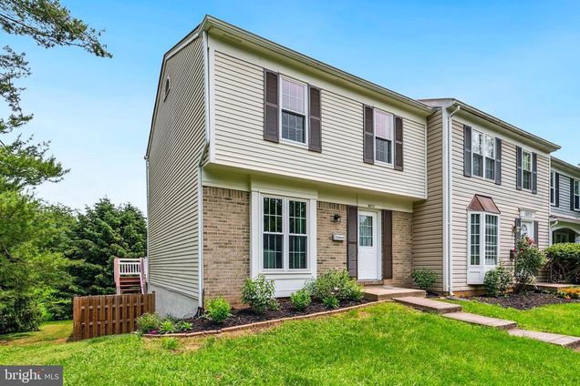 18215 Kitchen House Court GERMANTOWN, MD Townhouse Sold - Photo 1 of 35. Opens carousel modal