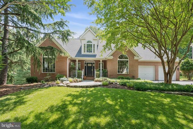 4 Hartley Place GAITHERSBURG, MD House Sold - Photo 1 of 40. Opens carousel modal