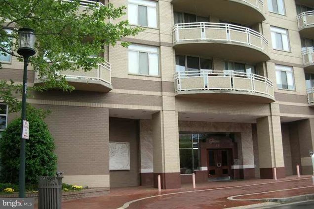 Fairmont Plaza - 4801 Fairmont Avenue Unit 713 BETHESDA, MD Apartment Active - Photo 1 of 10. Opens carousel modal