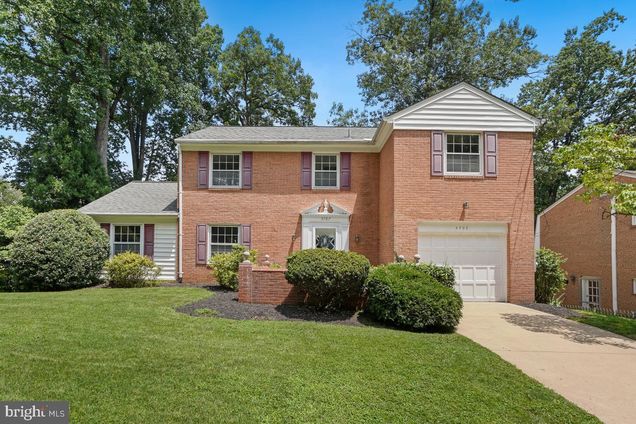 5707 English Court