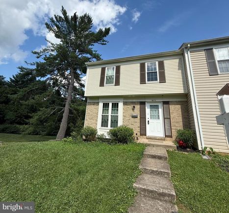 18215 Kitchen House Court GERMANTOWN, MD Townhouse Active - Photo 1 of 32. Opens carousel modal