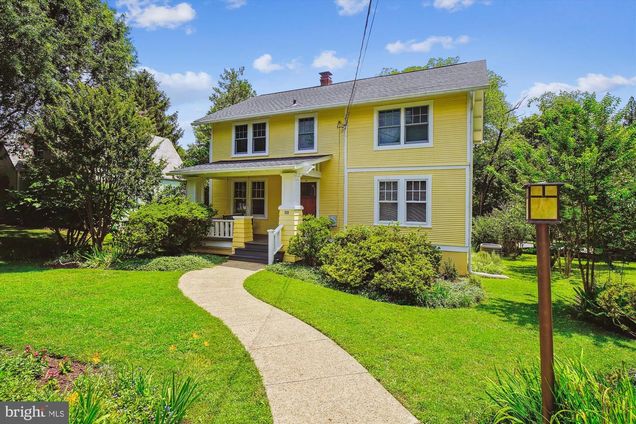 14 Williams Street ROCKVILLE, MD House Active - Photo 1 of 60. Opens carousel modal