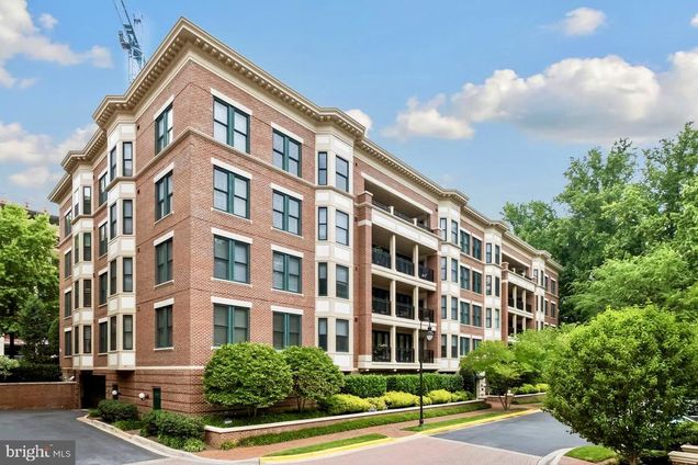 10404 Strathmore Park Court Unit 405