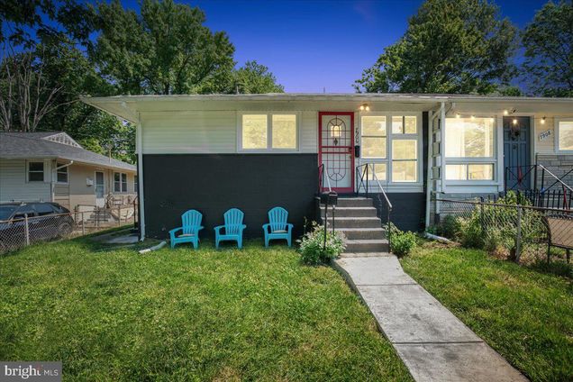 7906 Roxbury Court LANDOVER, MD Townhouse Active - Photo 1 of 22. Opens carousel modal