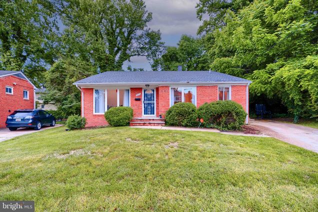 7413 Dominion Drive