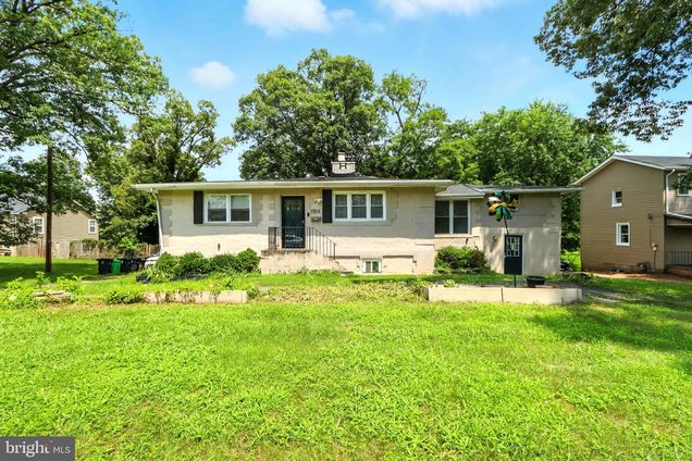 1918 Campbell Drive SUITLAND, MD House Active - Photo 1 of 24. Opens carousel modal
