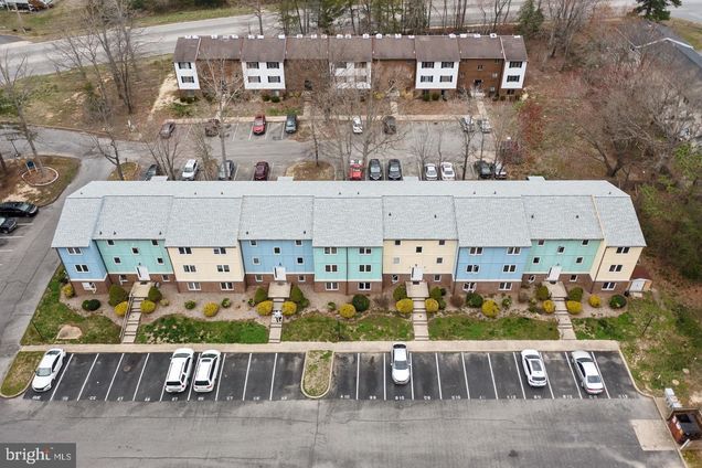 22024 Oxford Ct Unit B6 LEXINGTON PARK, MD Apartment Active - Photo 1 of 1. Opens carousel modal