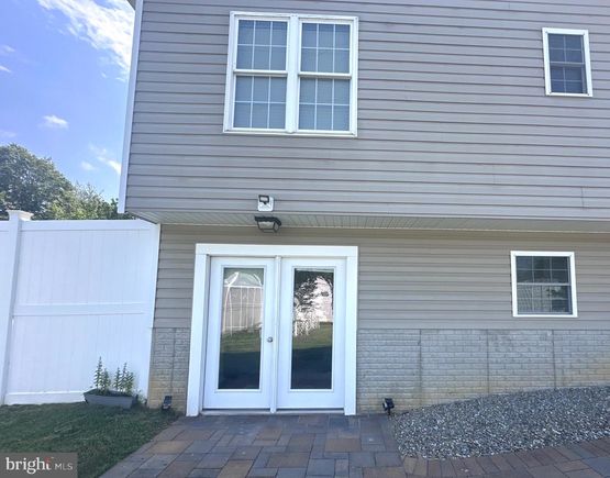 22760 Taylor Lane CALIFORNIA, MD House Active - Photo 1 of 11. Opens carousel modal