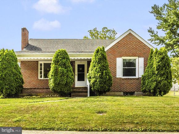 6 Park View Drive BOONSBORO, MD House Active - Photo 1 of 64. Opens carousel modal