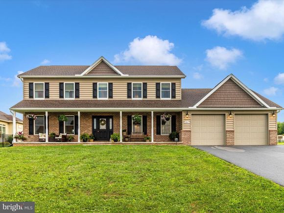 13617 Pulaski Drive HAGERSTOWN, MD House Active - Photo 1 of 53. Opens carousel modal
