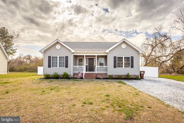 121 Willowtree Lane