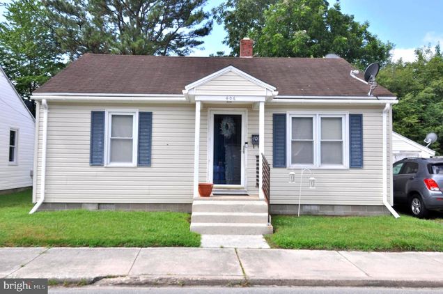 406 Maple Street POCOMOKE CITY, MD House Active - Photo 1 of 14. Opens carousel modal